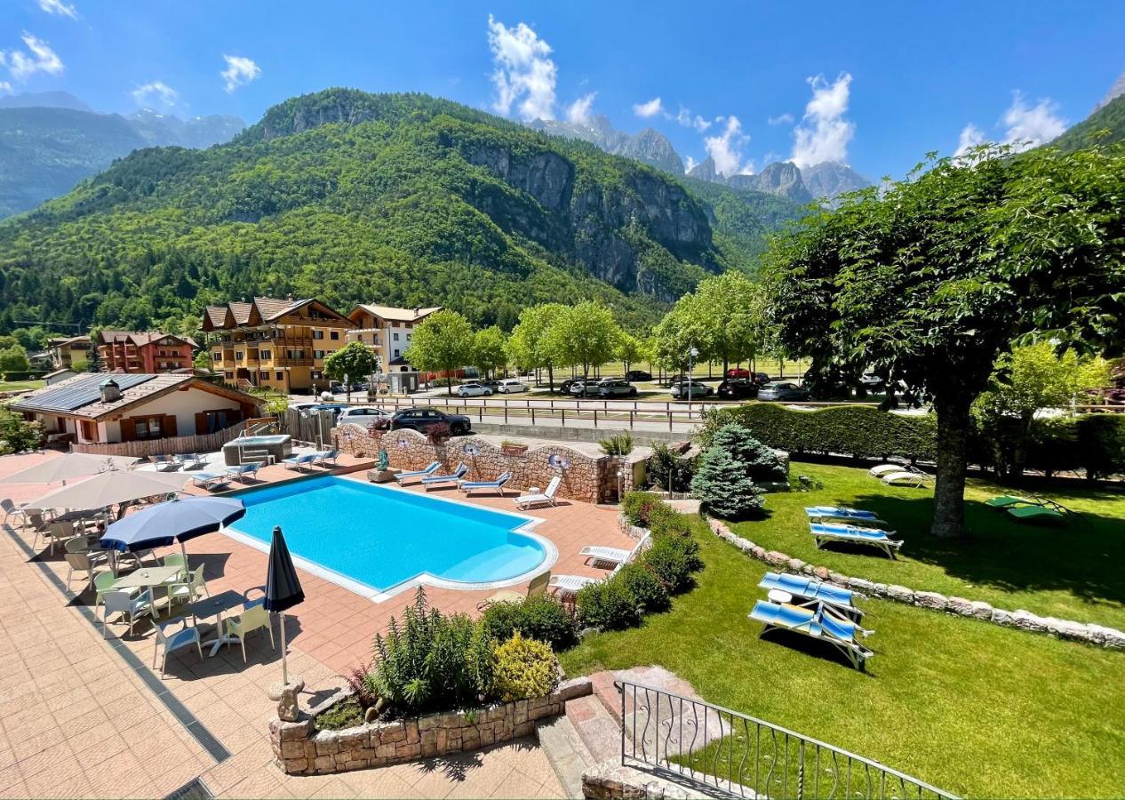 Alledolomiti Boutique Lake Hotel - Adults Friendly Молвена Екстериор снимка