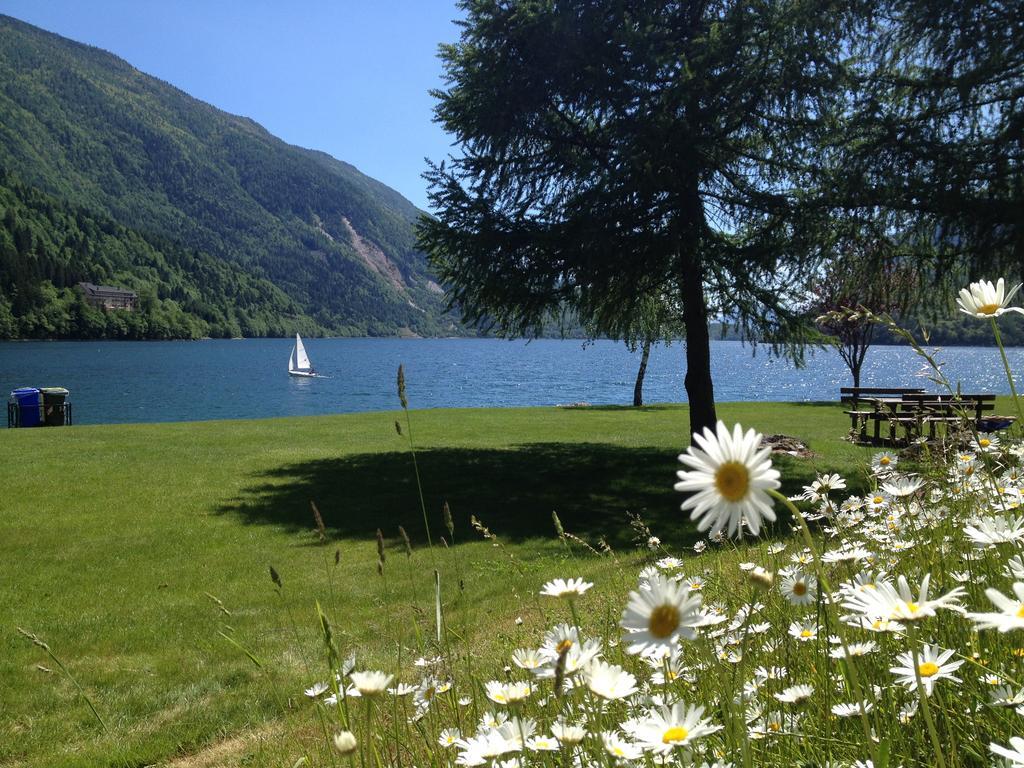 Alledolomiti Boutique Lake Hotel - Adults Friendly Молвена Екстериор снимка
