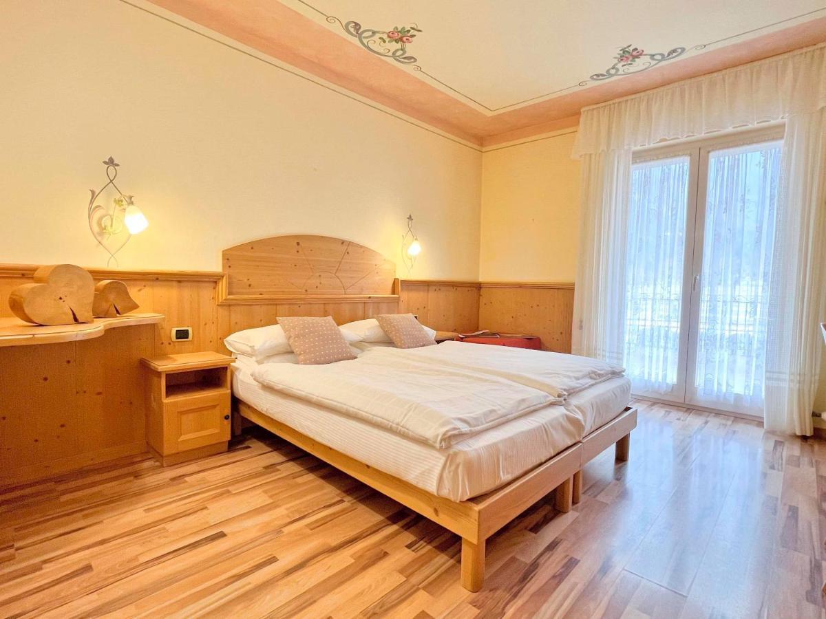 Alledolomiti Boutique Lake Hotel - Adults Friendly Молвена Екстериор снимка