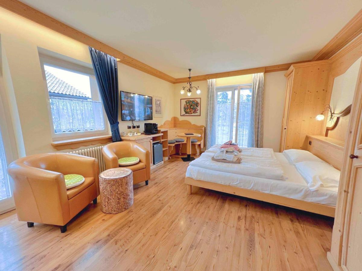 Alledolomiti Boutique Lake Hotel - Adults Friendly Молвена Екстериор снимка