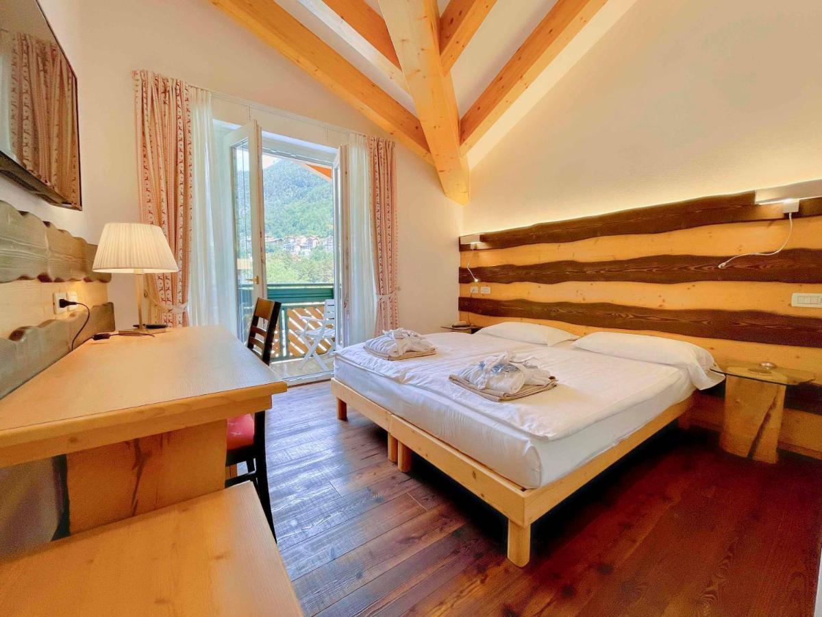 Alledolomiti Boutique Lake Hotel - Adults Friendly Молвена Екстериор снимка