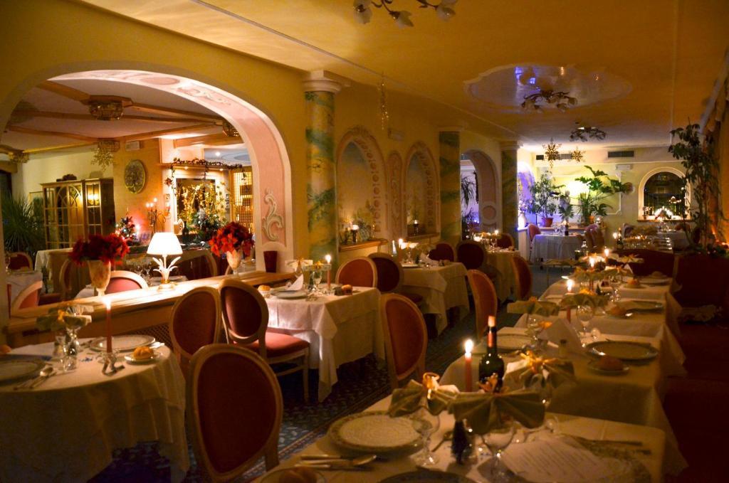 Alledolomiti Boutique Lake Hotel - Adults Friendly Молвена Екстериор снимка